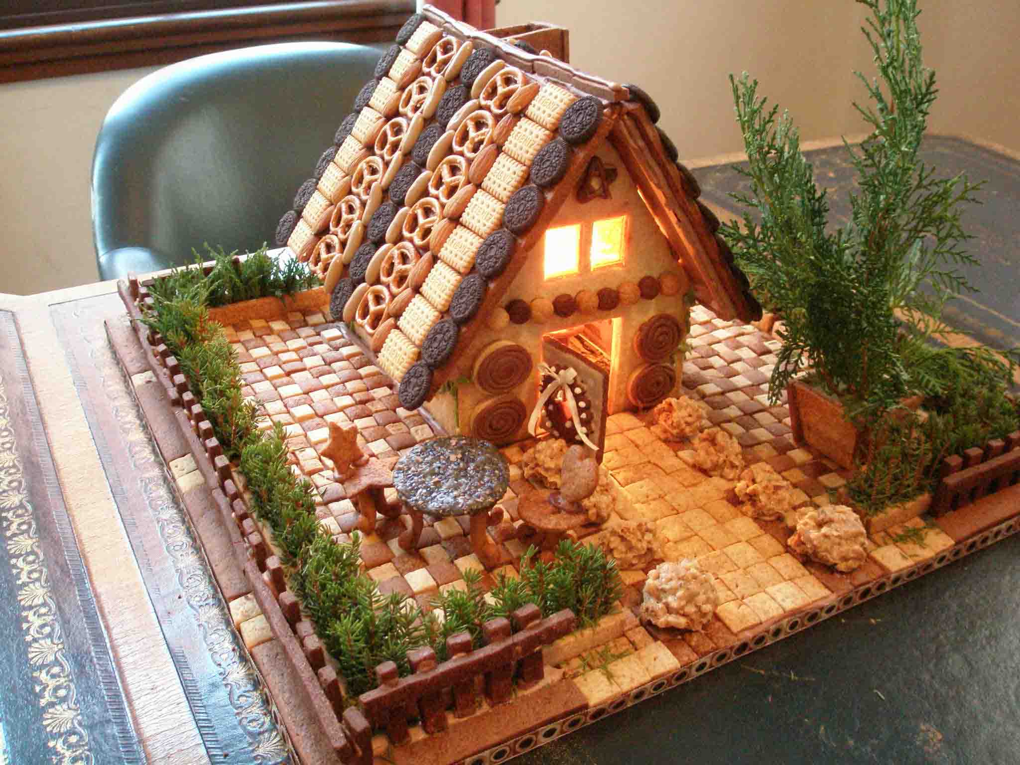 クリスマスと言えば お菓子の家 かわいいヘクセンハウス8選 ハンコさんち通信